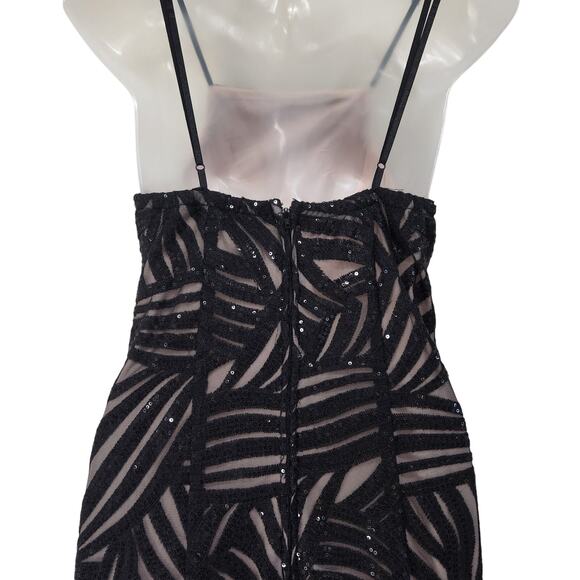 Trixxi Square Neck Strappy Sequin Embroidered Prom Dress Side Slit Black Size 3 - Picture 8 of 9